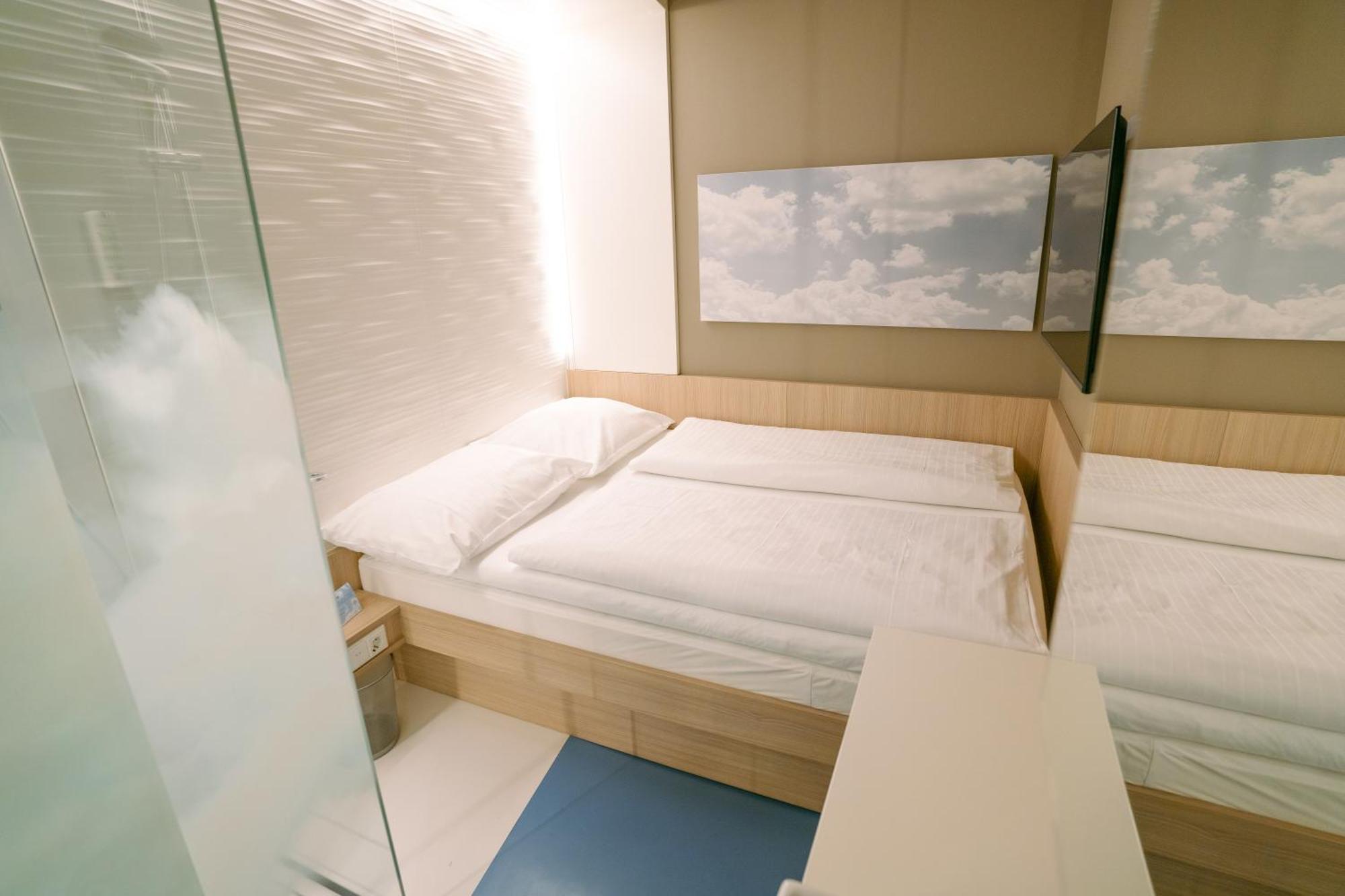 My Cloud Transit Hotel - Guests With International Flight Only! Frankfurt am Main Ngoại thất bức ảnh